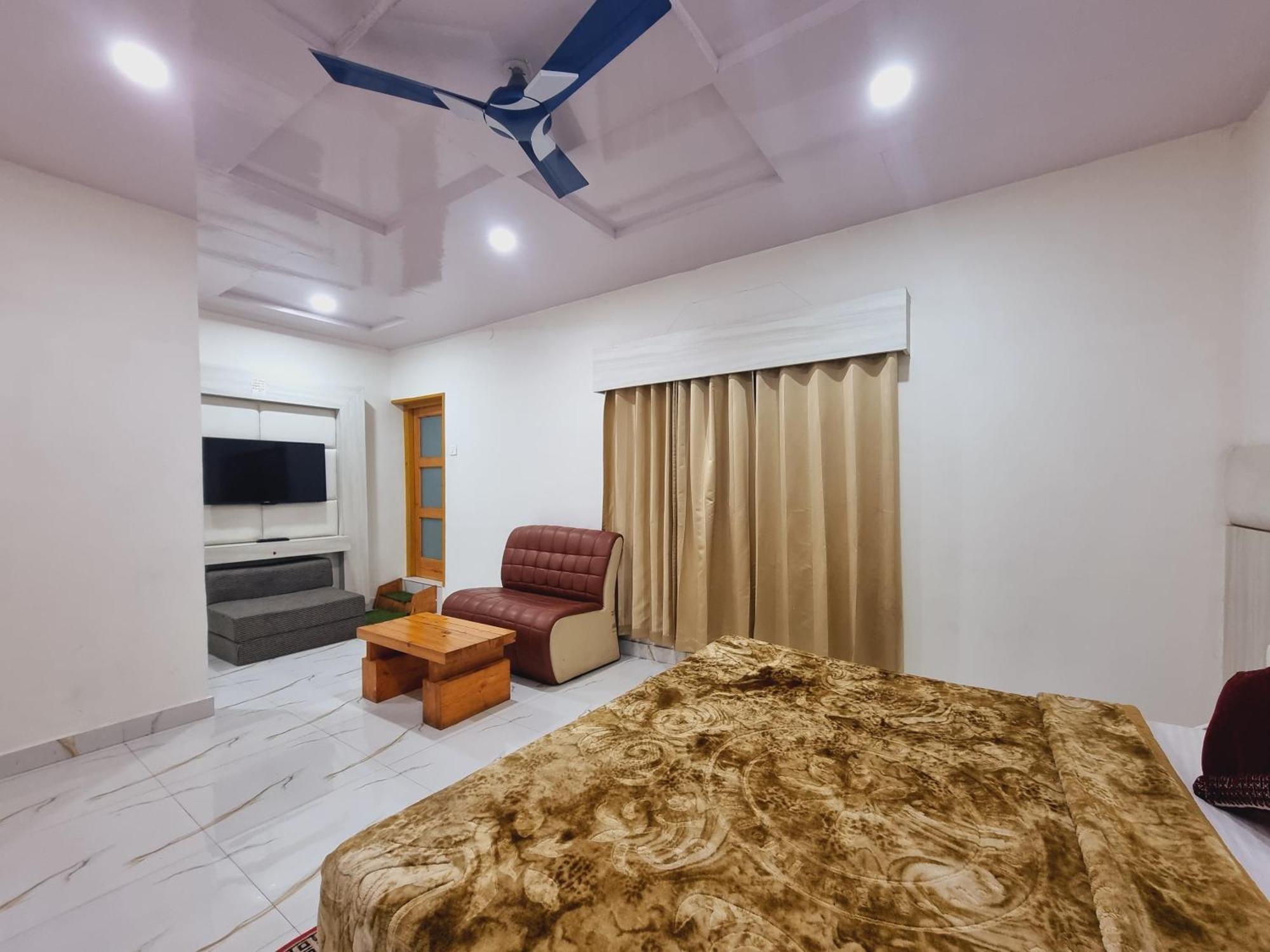 Wow Hotels Green View Dalhousie Buitenkant foto